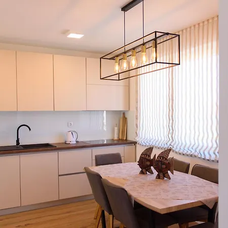 Maria Marta Apartment Mirce
